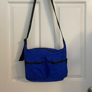 LAPIS BLUE MEDIUM CARGO BAGGU